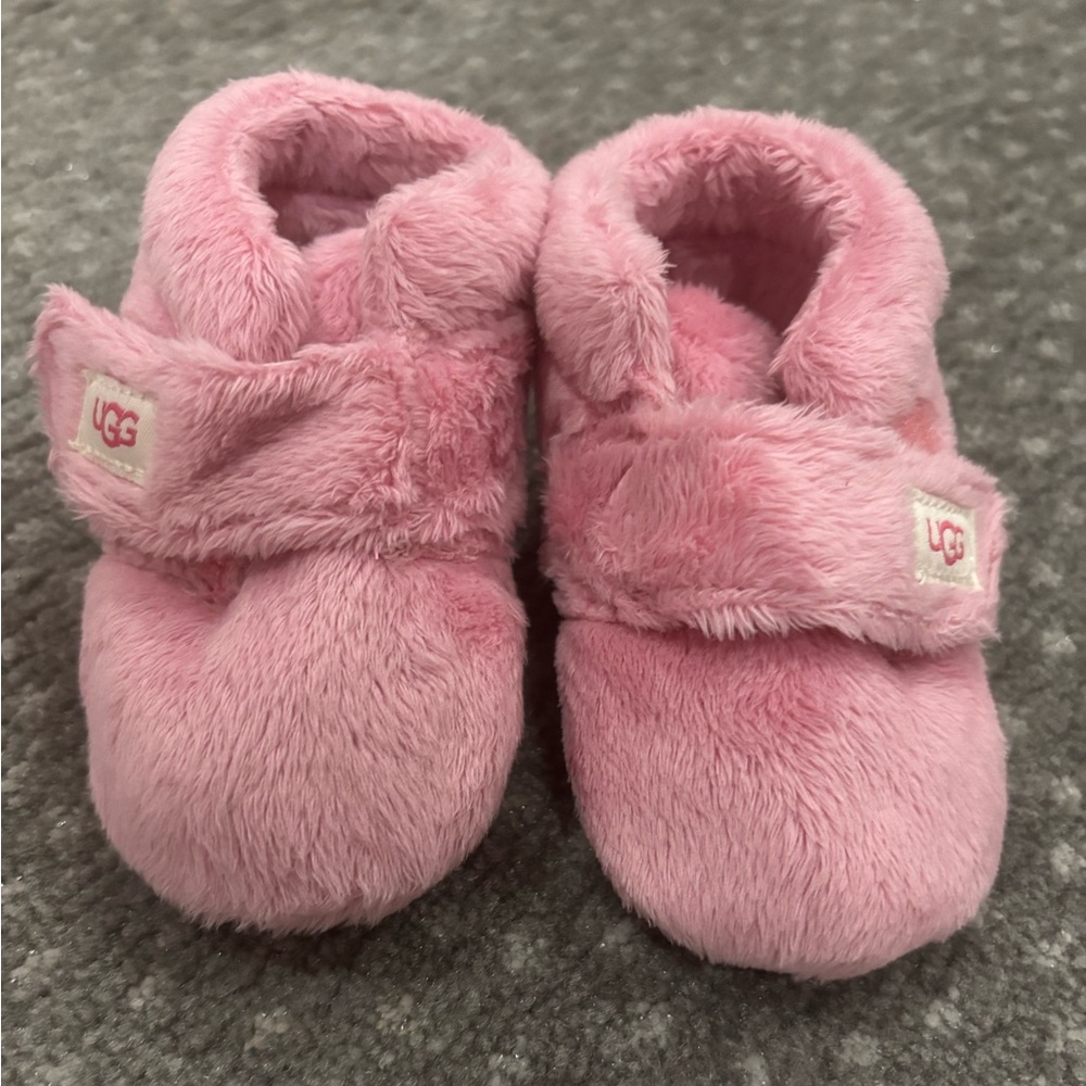 Baby UGG slipper booties